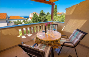 Gorgeous Apartment In Mandre With Kitchen